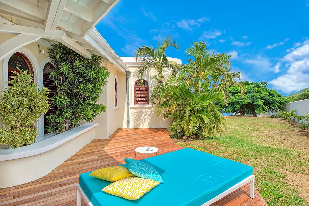 Luxury Villa Rental St Martin - Outdoor lounger